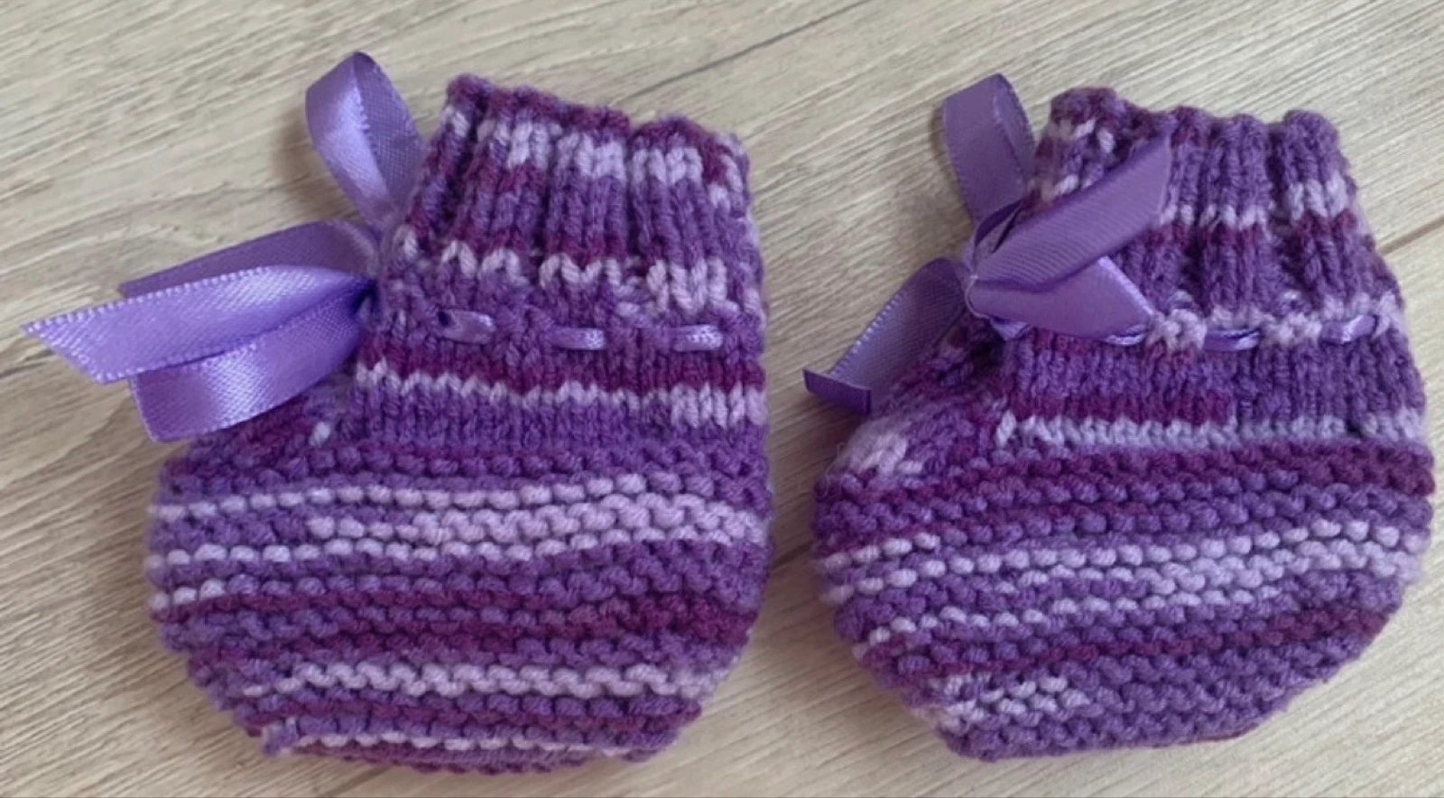 Hat and baby slippers 0/3 months – photo 4